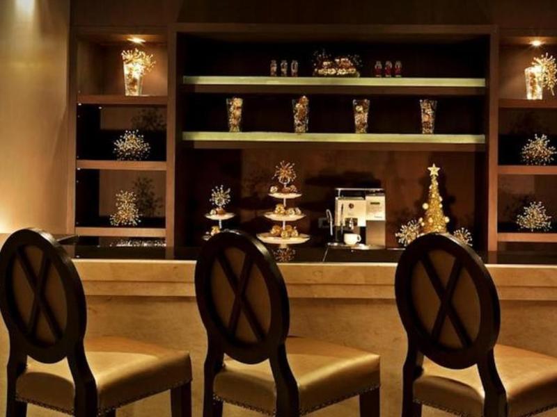 Gulliver'S Tavern Hotel Bangkok Exterior photo
